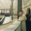 PapaWoitila inaugurazione nuove scale vaticane2000